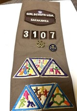 Vintage 1980s Brownie Uniform