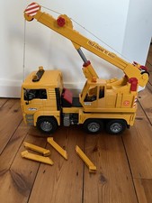 Bruder Tele-Crane TC4500 toy truck + spiral crane body & extendable crane arms