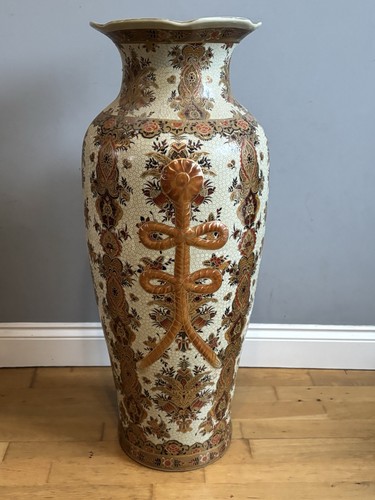 Very large chinese - large, japanese