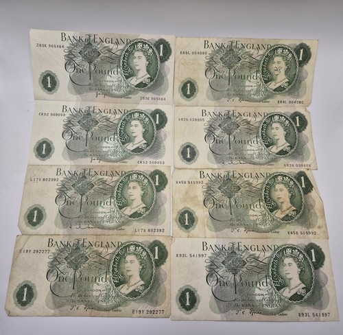 Vintage bank notes pounds - uk,
