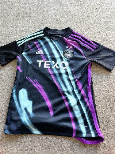Aberdeen football club shirt - club,