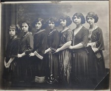 1922 Identified Hughes Sisters