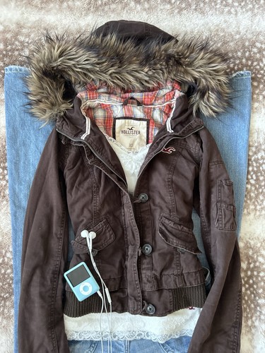 Vintage 2000s hollister brown - vintage,