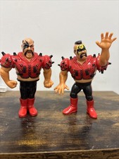 WWf Hasbro Legion of Doom Hawk & Animal (few Spikes Broken)