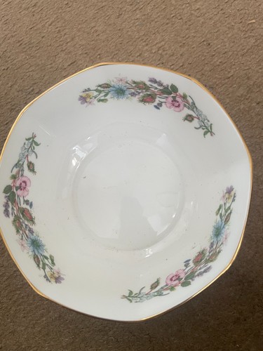 Aynsley wild tudor bowl - , 5"