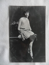 1920's PHOTOGRAPH, Young Woman in 1920's Style.