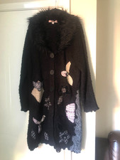 JOE BROWNS LONG BLACK, FAUX FUR COLLAR,  APPLIQUE TRIM CARDIGAN    Size 20 to 22