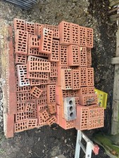House red bricks 215mm (1£