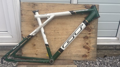 Arrowhead mountain bike - gt,