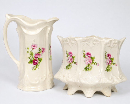 John buck made england vase - in,