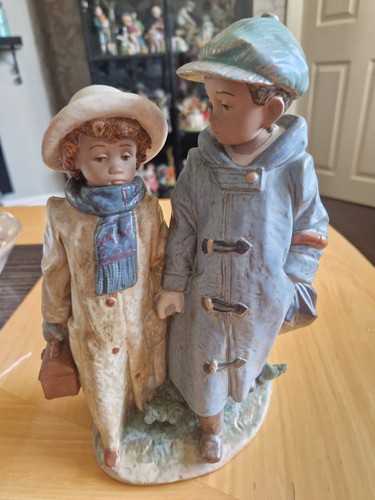 Lladro gres off away - lladro, to