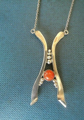 Silver scottish modernist - silver,