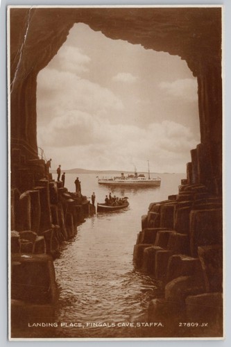 Staffa fingals cave landing - staffa,