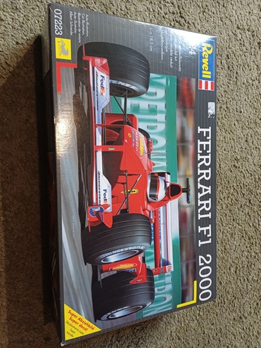 Revell ferrari f1 2000 - 1/24,