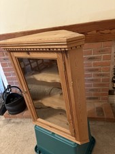 LOVELY PINE CORNER UNIT WALL HANGING 29” TALL WITH LEADED GLASS DOOR 
