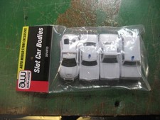 HO Scale NEW Auto-World Bodies