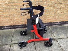 aidapt Deluxe four wheeled rollator with seat Hardly Been Used