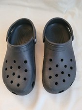 Crocs size 9