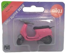Pink Siku 0852 Vespa ET4