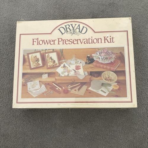 Dryad retro flower - dryad,