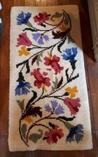 Vintage Latch Hook Hand Made Wool Rug Floral Shabby Chic Flowers 54" x 26.5"(SR)