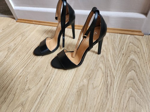 Boohoo black strappy high heel