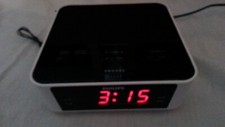 PHILIPS FM radio alarm clock