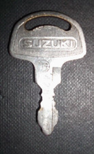 SUZUKI KEY # 428 - GT TS  DR GS 50 100 125 185 200 250 400 500 550 750 GENUINE