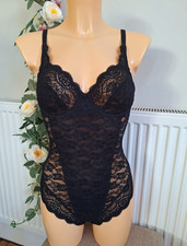 New TRIUMPH Black AMOURETTE