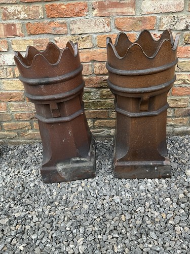 Vintage chimney pot wavy - vintage,