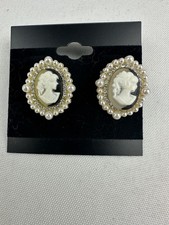 Vintage Oval Shaped Cameo Stud