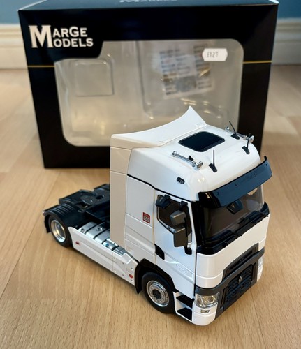 Marge models scale - marge,