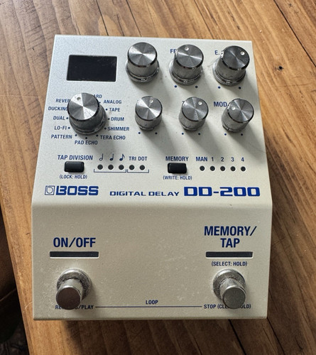 Boss 200 digital delay - dd-200,