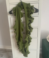 Ladies Green Circle Infinity