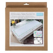 Trimits Embroidery Kit Table Runner Daisy Chain