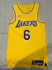 lakers basketball vest size 40