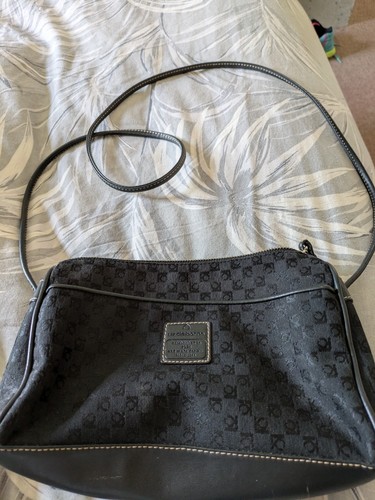 Liz claiborne black shoulder - claiborne,