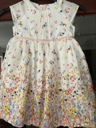Pretty dress age - (age, 18-24