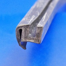 Front Windscreen Rubber Seal