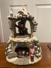 Vintage Christmas Castle Scene with Music. Wind Up￼