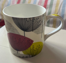 Queens Sanderson dandelion clocks coffee cup red/yellow "blackcurrant" design
