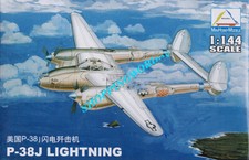 HOBBYBOSS 80401 1/144 P-38J LIGHTNING MOdel Kit