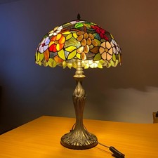 16-Inch Tiffany-Style Table