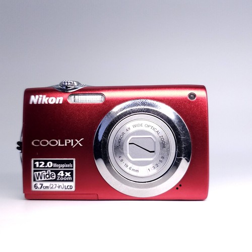 Red nikon coolpix - nikon, s3000