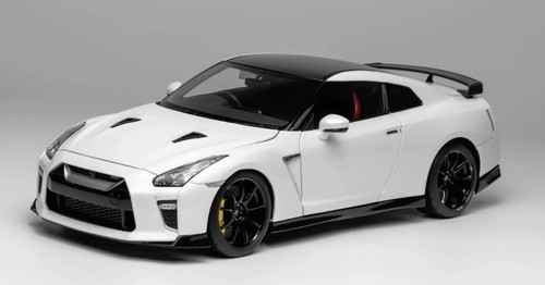 Motorhelix nissan gtr r35 - 1/18,