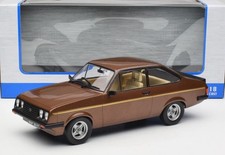 MCG 18352  1:18  FORD ESCORT