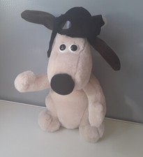 Wallace and Gromit Plush Gromit In Moter Bike Goggles Soft Toy