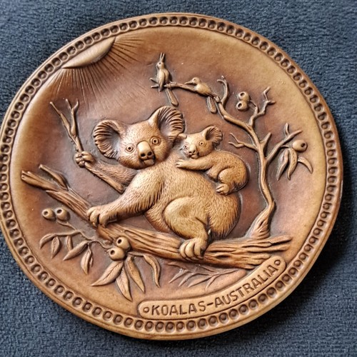 Australia wildlife wall - wall, plaque
