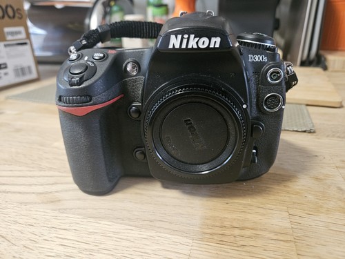 Nikon d300s boxed excellent - boxed, in