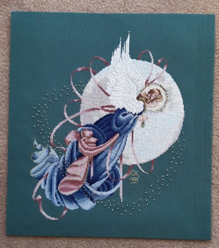 Lavender lace blue moon - &,